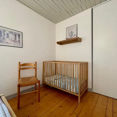 Maison De Village Independante Avec Cour Fermee Et Garage - Proche Sites Medievaux Et Nature - Fr-1-582-61 度假居 *